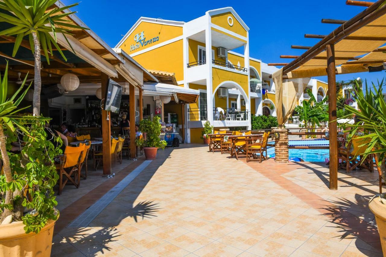 Vanessa Hotel Kalamákion Exterior foto