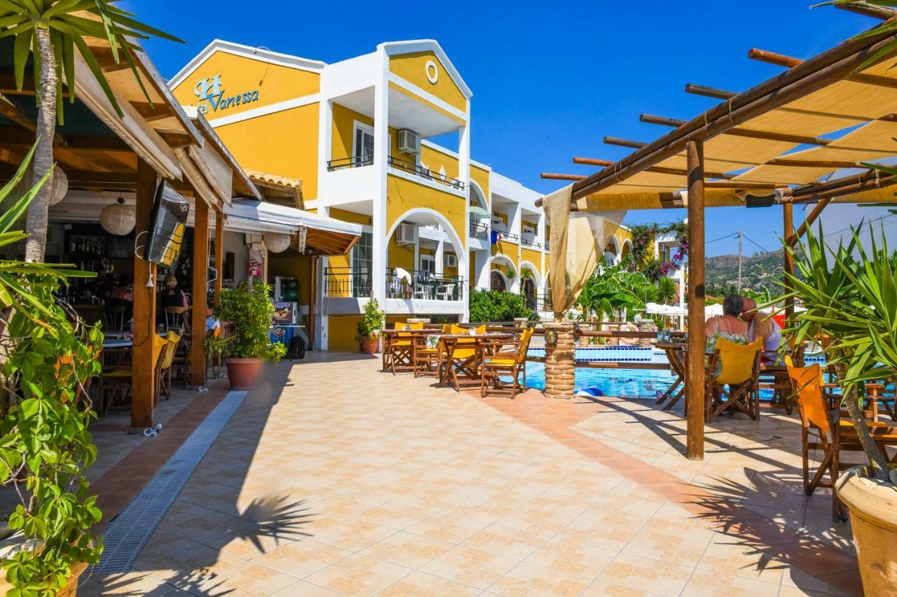 Vanessa Hotel Kalamákion Exterior foto